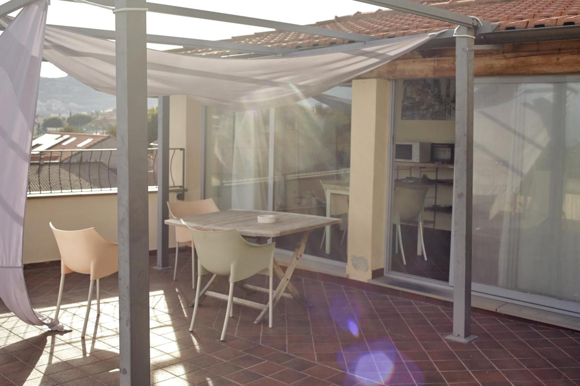 B&B Giardinidivale A 2 Chilometri Da Finale Ligure Борджо-Верецци Номер фото